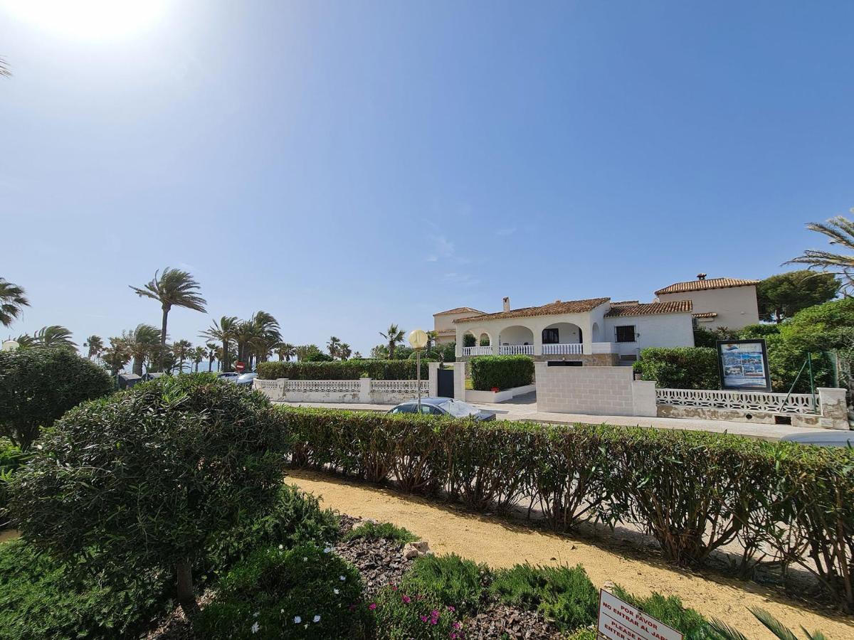 Villa On The Beach Playa Flamenca أوريويلا المظهر الخارجي الصورة