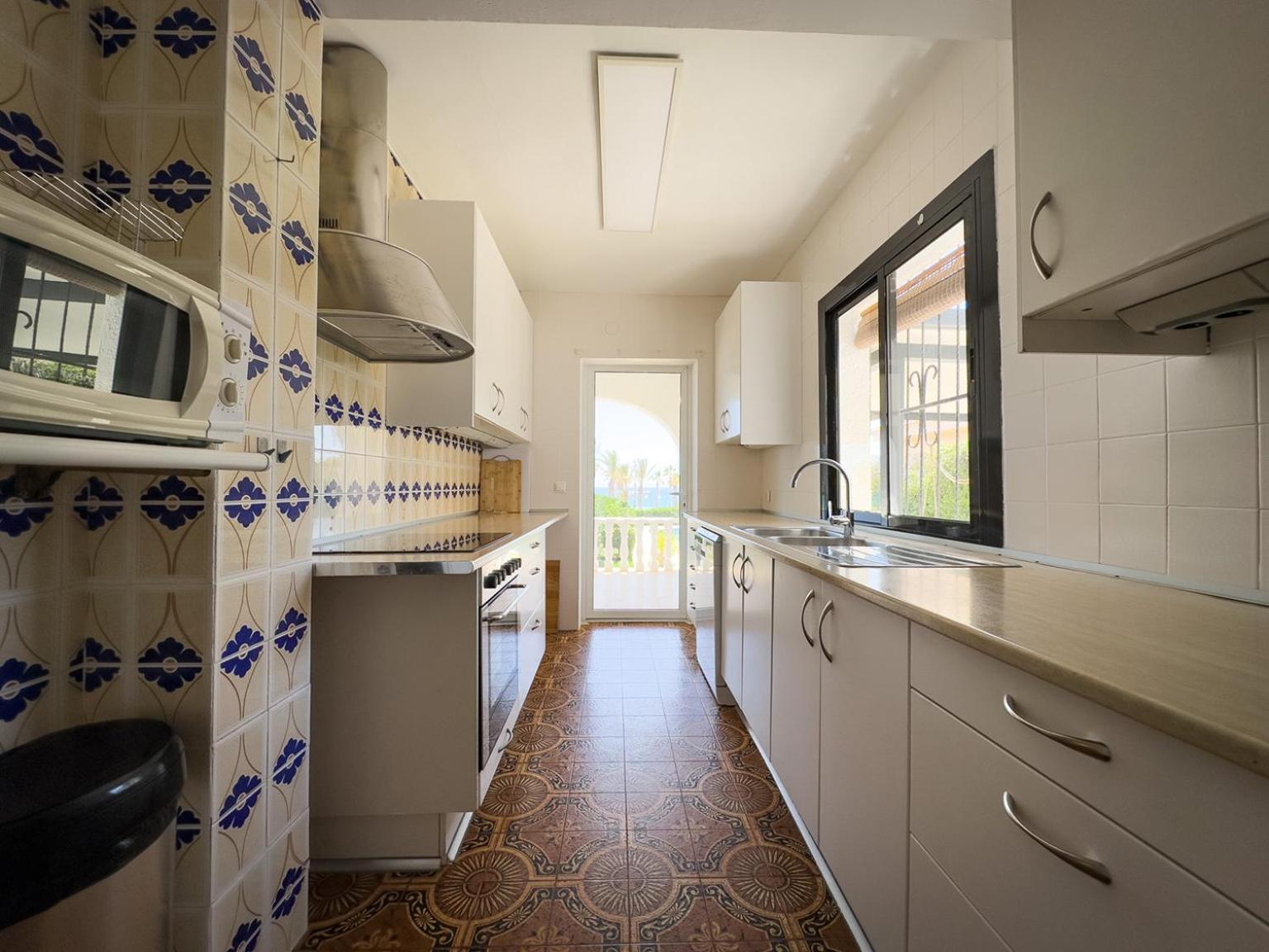Villa On The Beach Playa Flamenca أوريويلا المظهر الخارجي الصورة